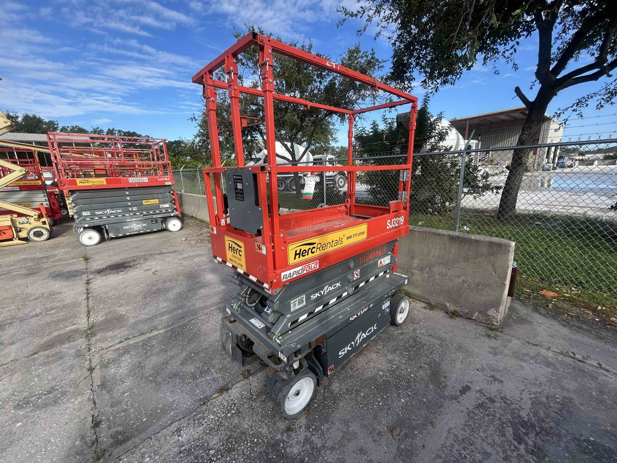 2021 Skyjack SJ3219