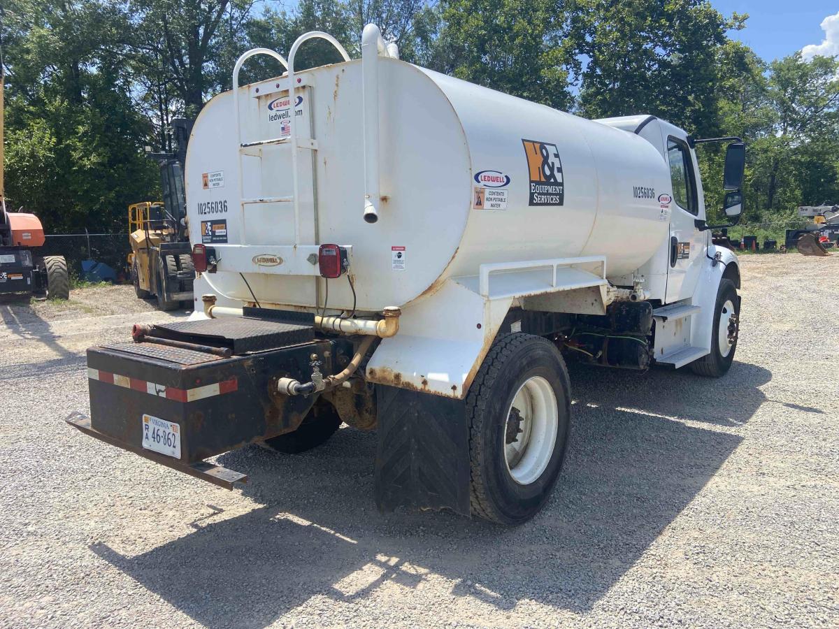 2018 Freightliner M2106-3