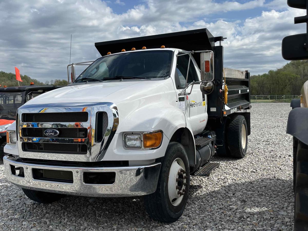 2015 Ford F750