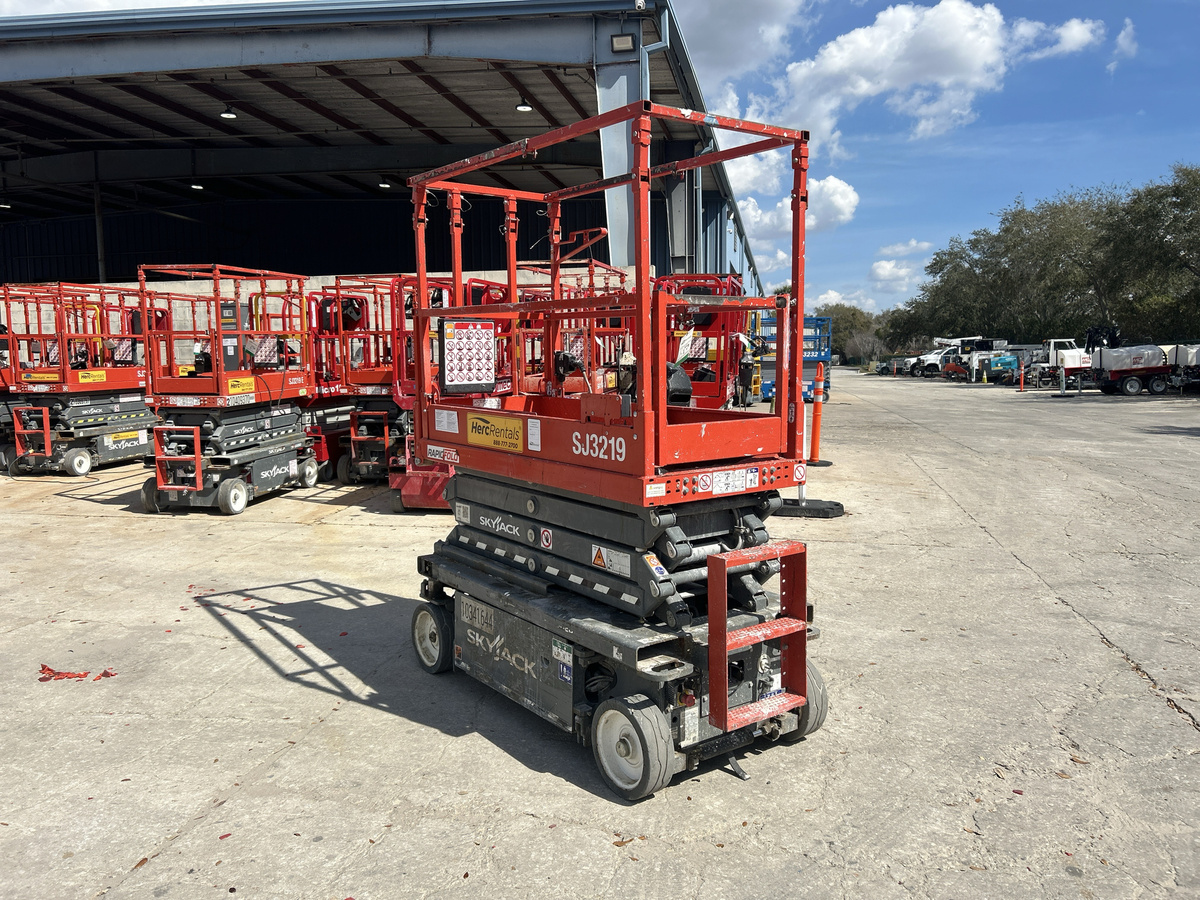 2021 Skyjack SJ3219-4