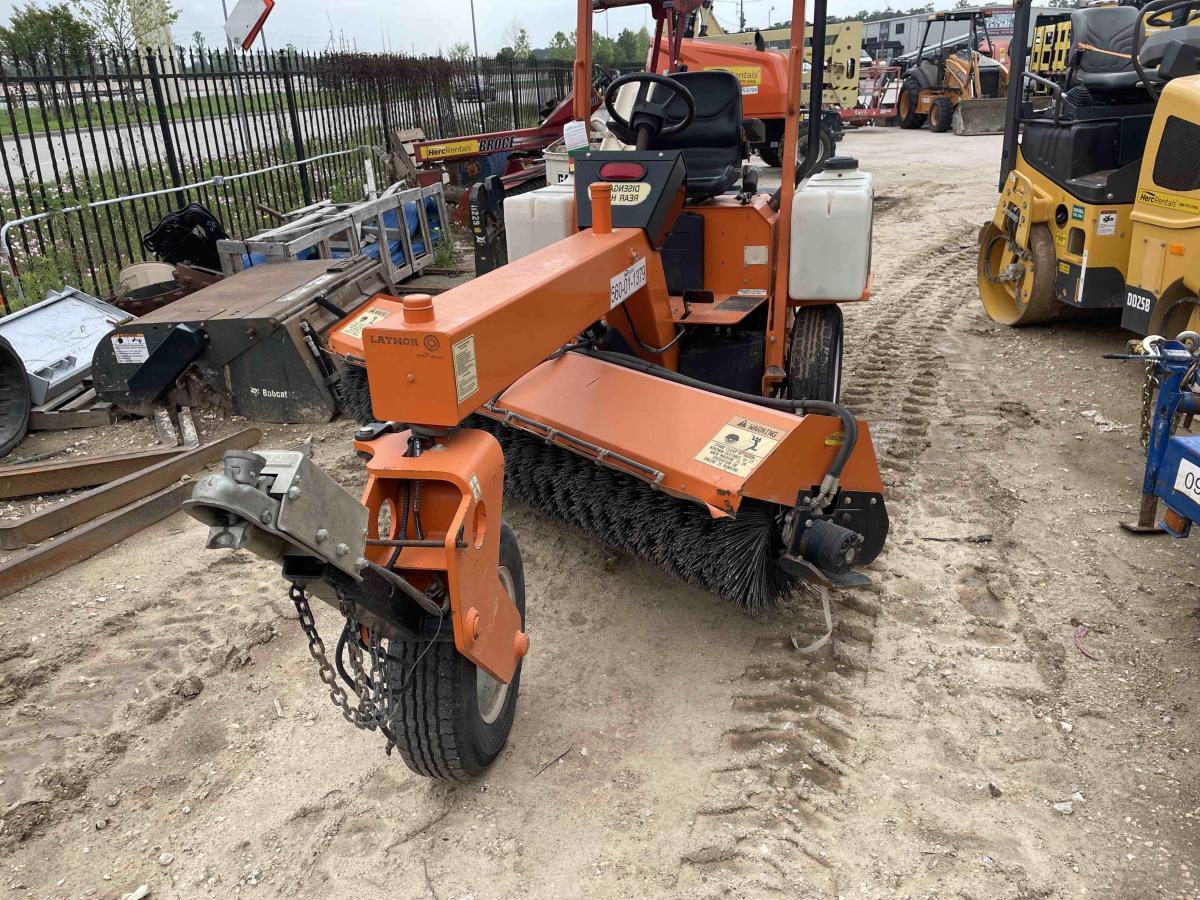 2020 LayMor SM300