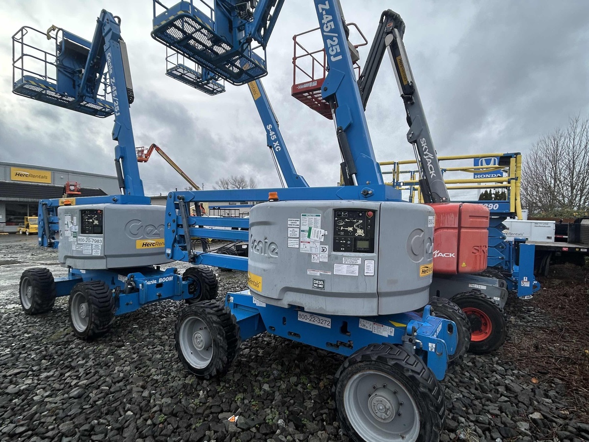 2018 Genie Z-45/25J RT-3