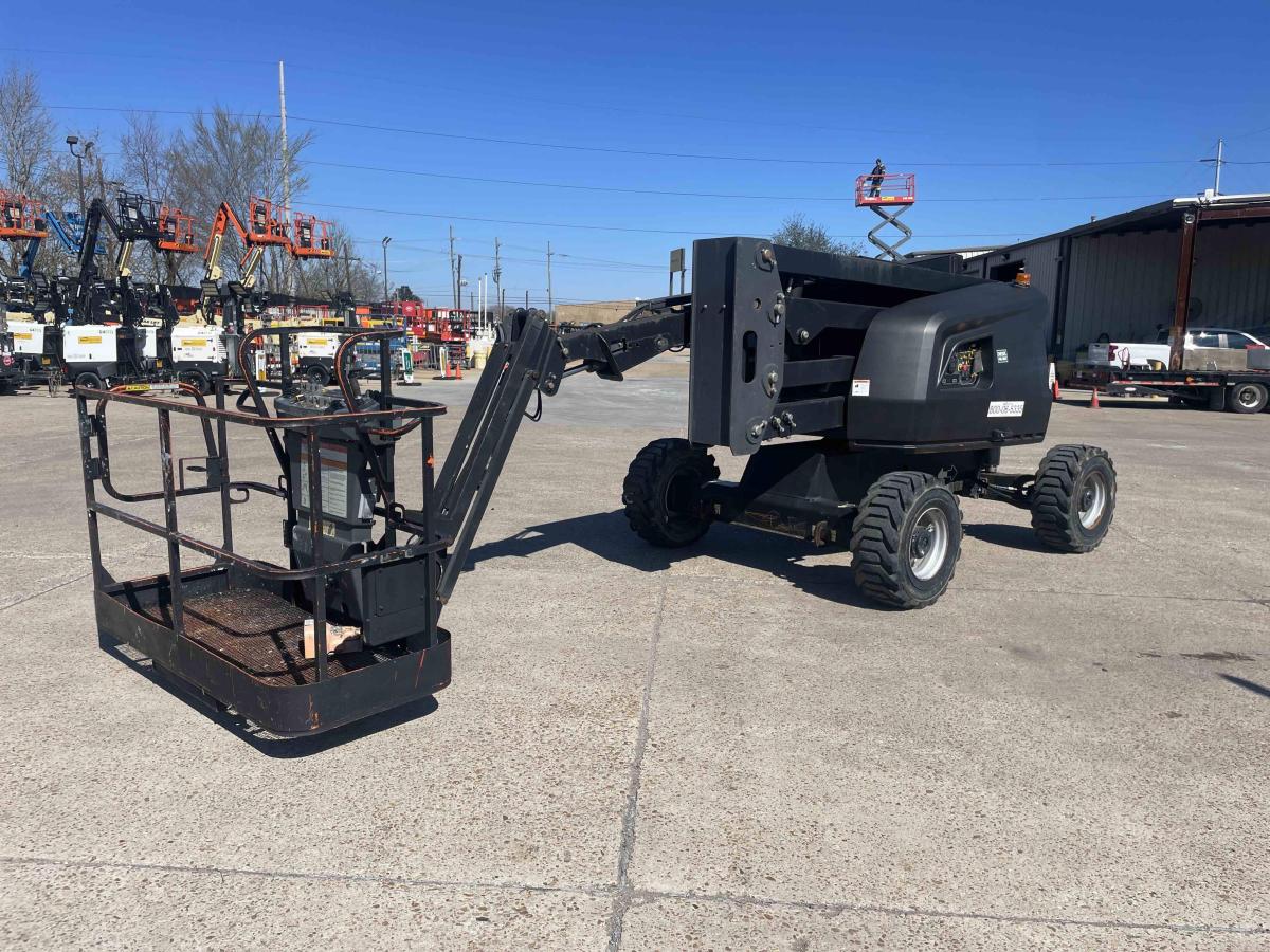 2015 JLG 450AJ