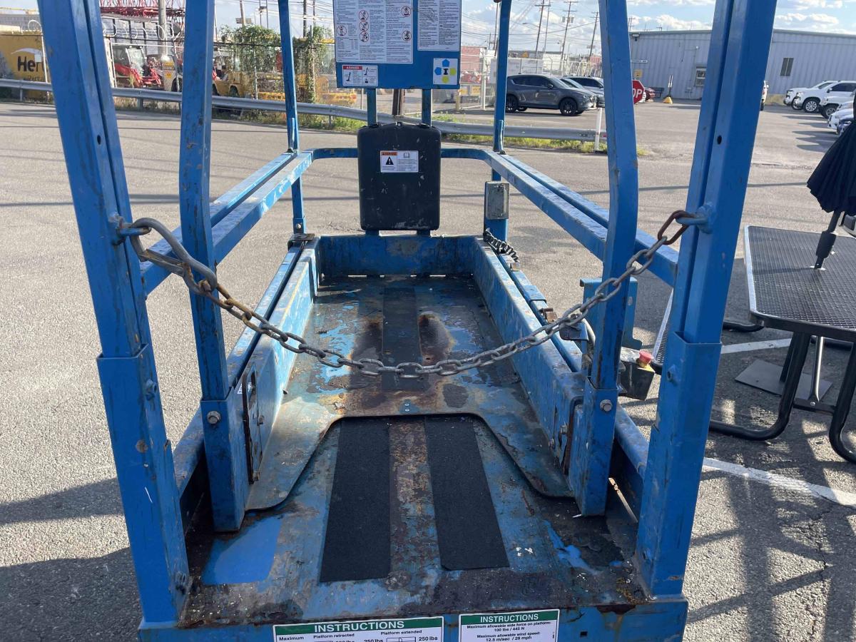 2017 Genie GS-1930