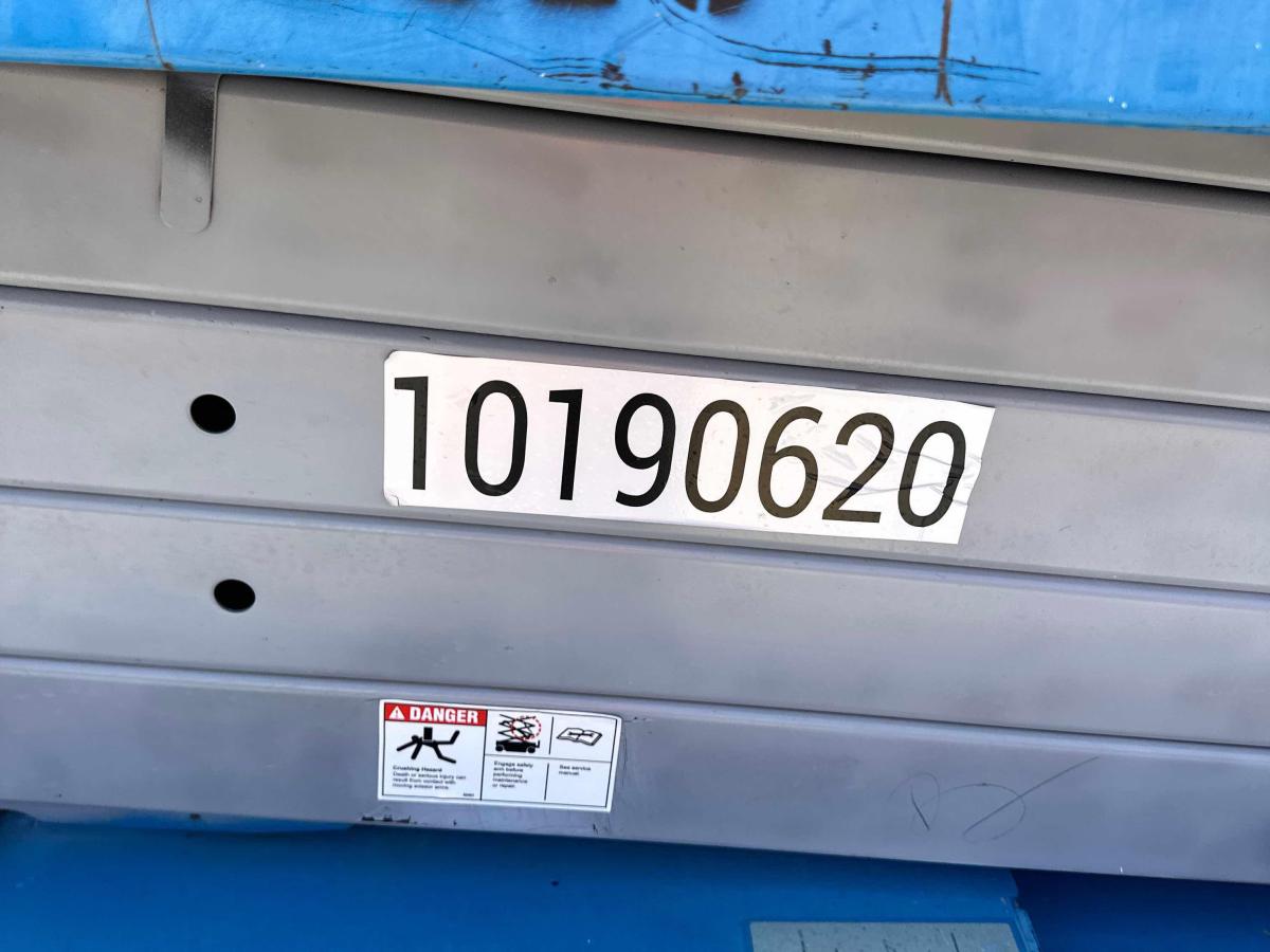 2016 Genie GS-3246
