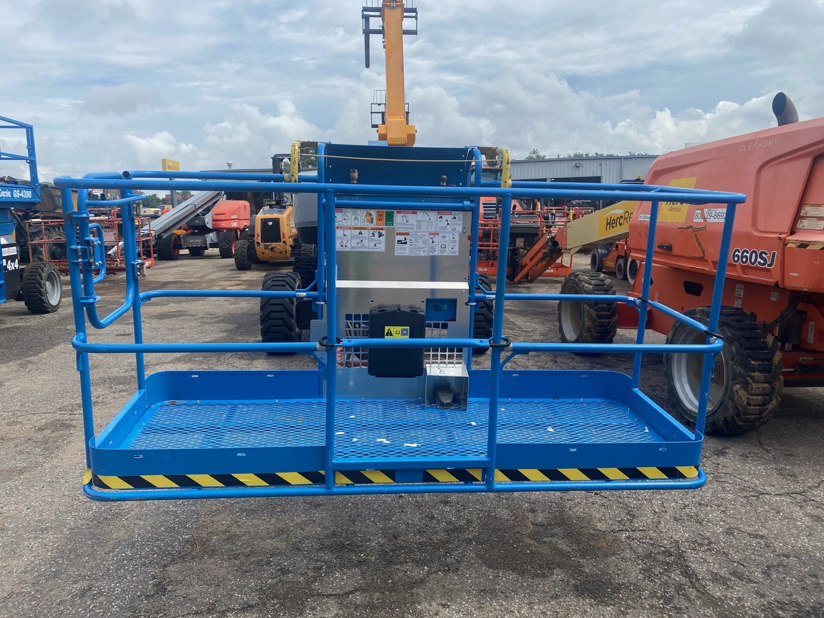 2018 Genie S-60X