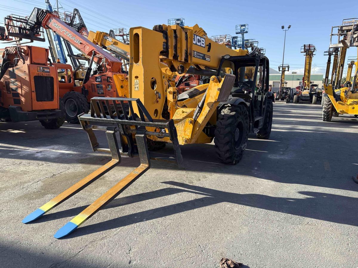 2018 JCB 510-56