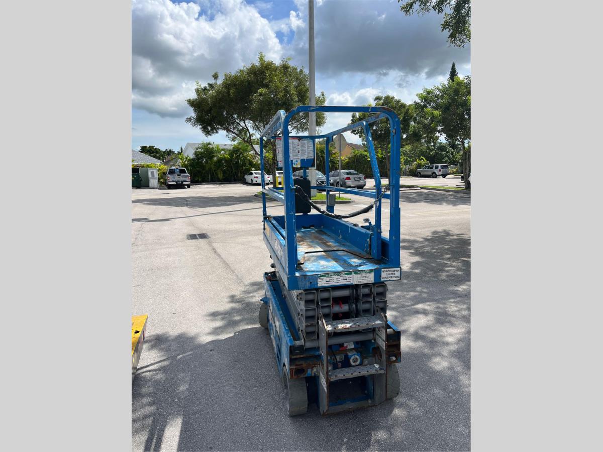 2018 Genie GS-1930