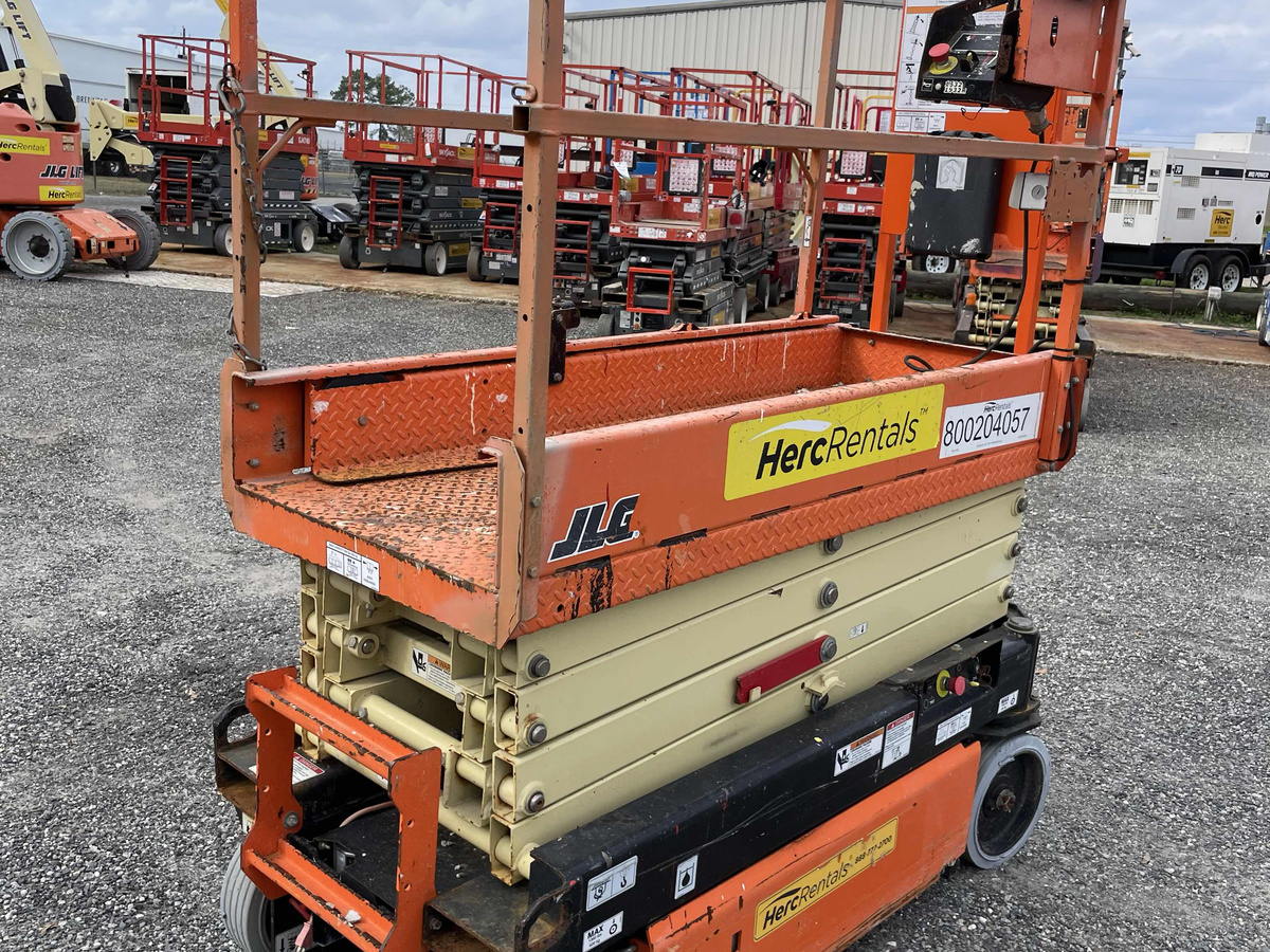 2018 JLG 1932R-5