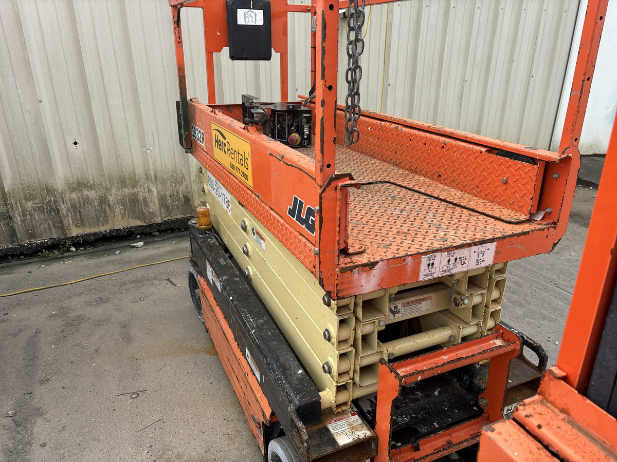 2018 JLG 1932R-6