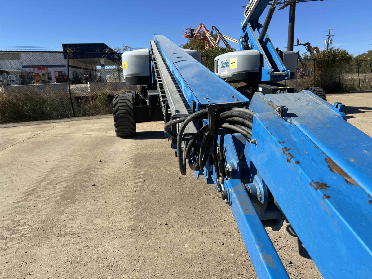 2018 Genie S-85-4
