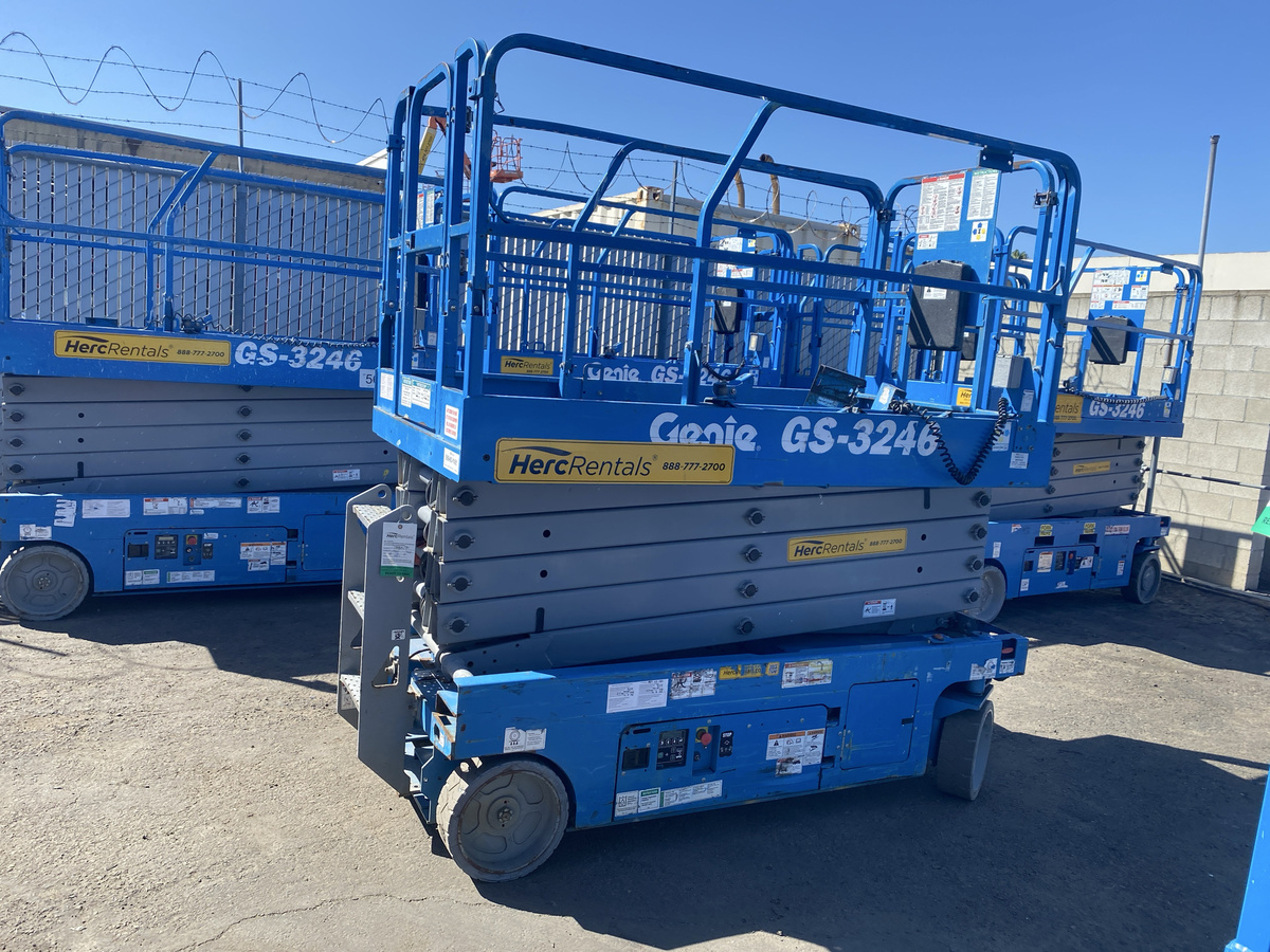 2018 Genie GS-3246-2
