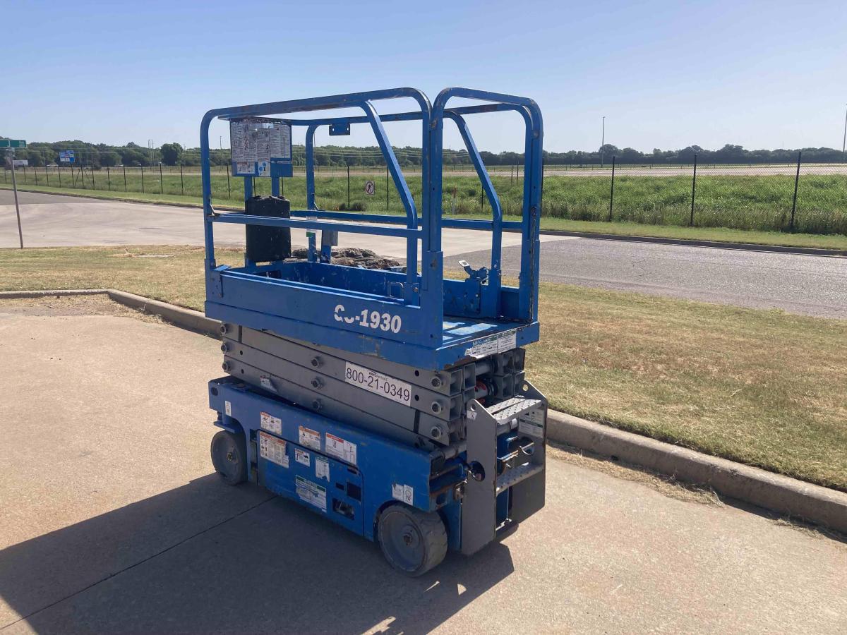 2018 Genie GS-1930-8