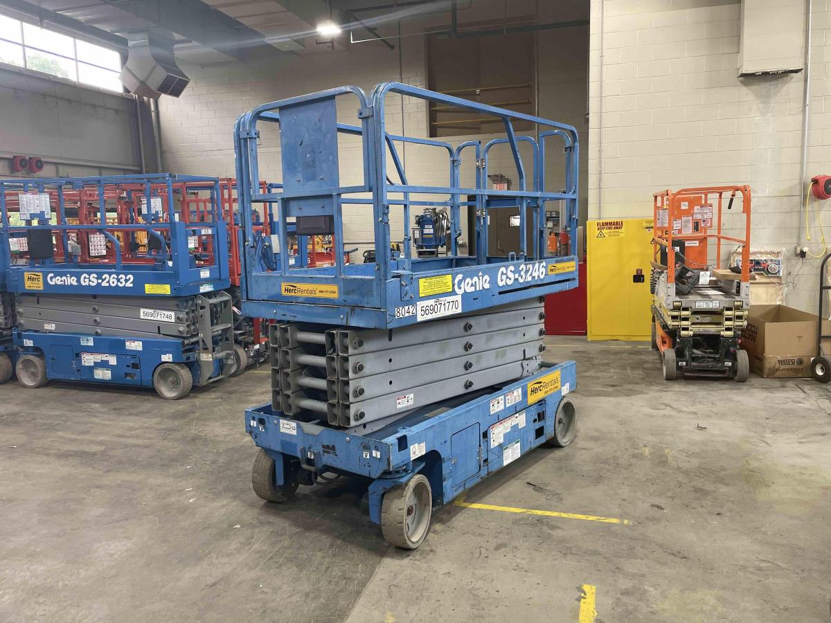 2016 Genie GS-3246-2