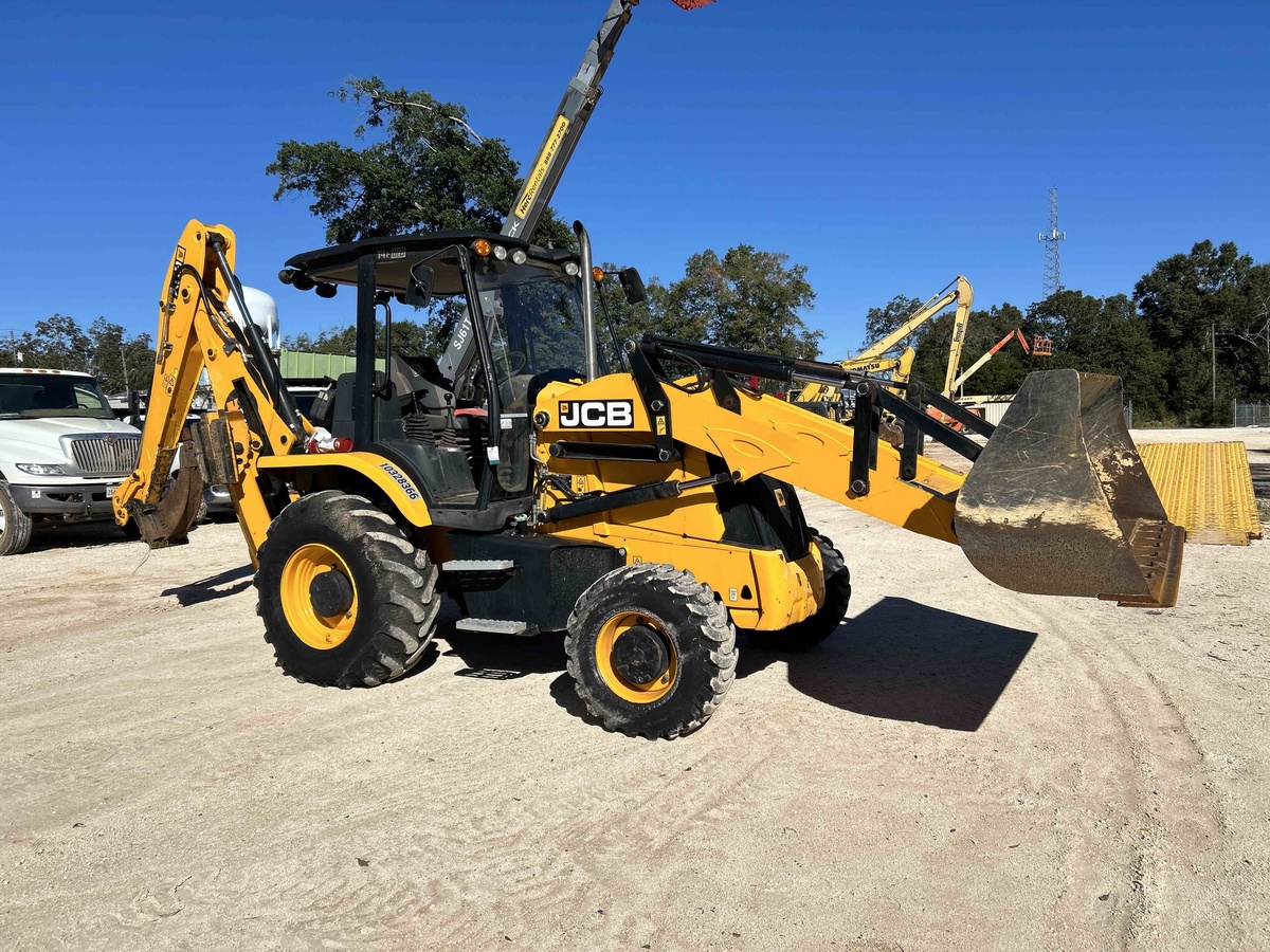 2022 JCB 3CX