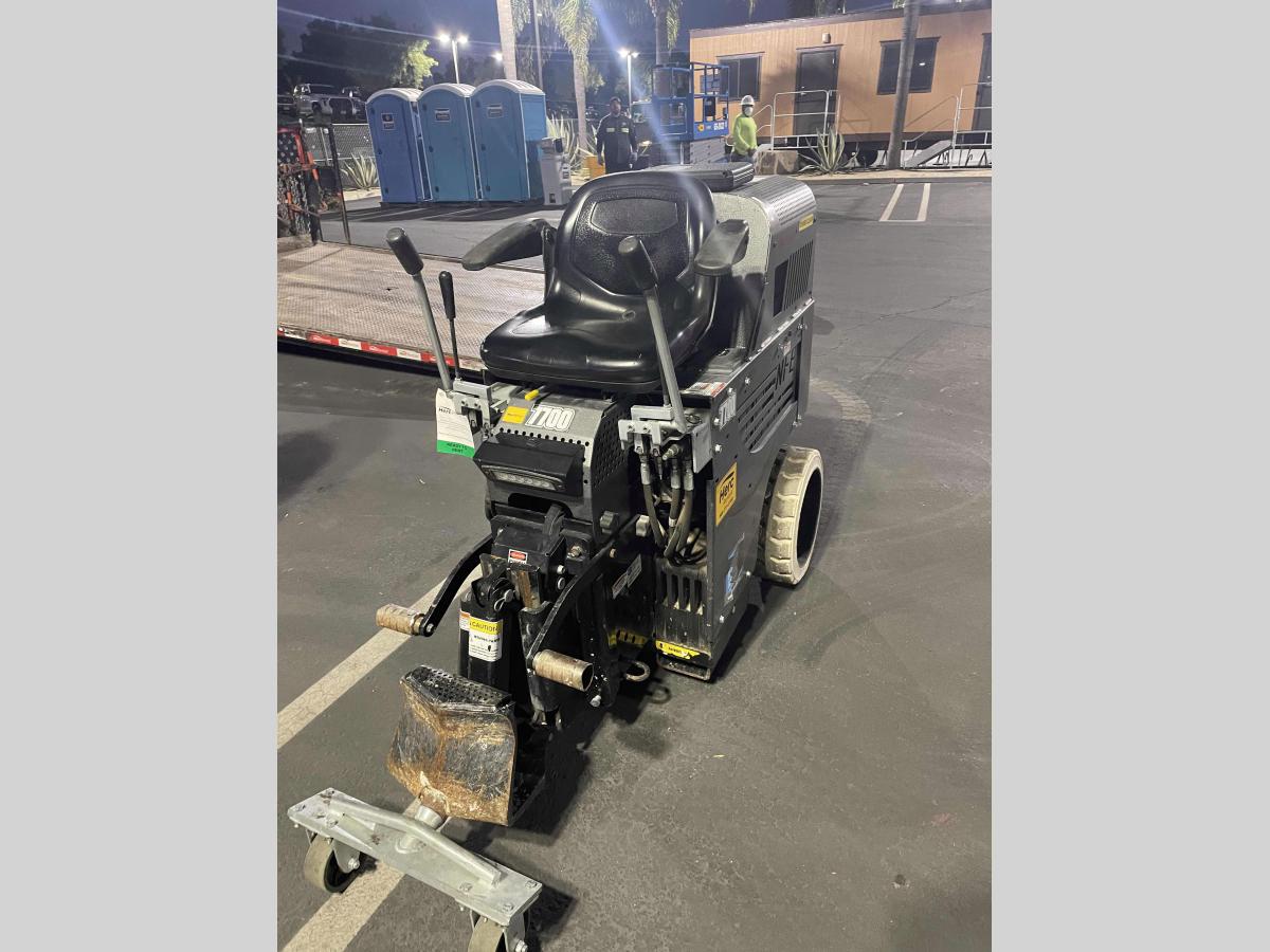 2021 National Flooring Equipment 7700-4