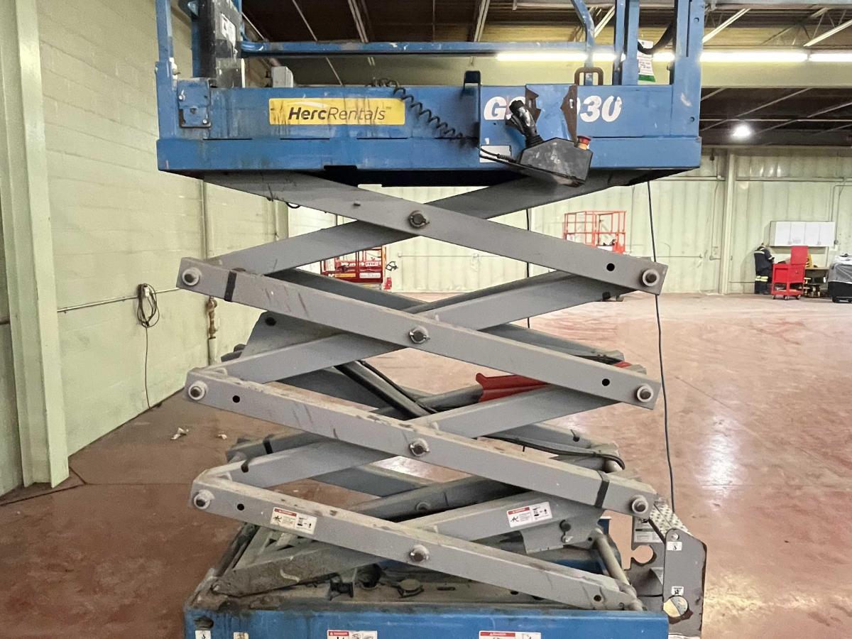 2018 Genie GS-1930