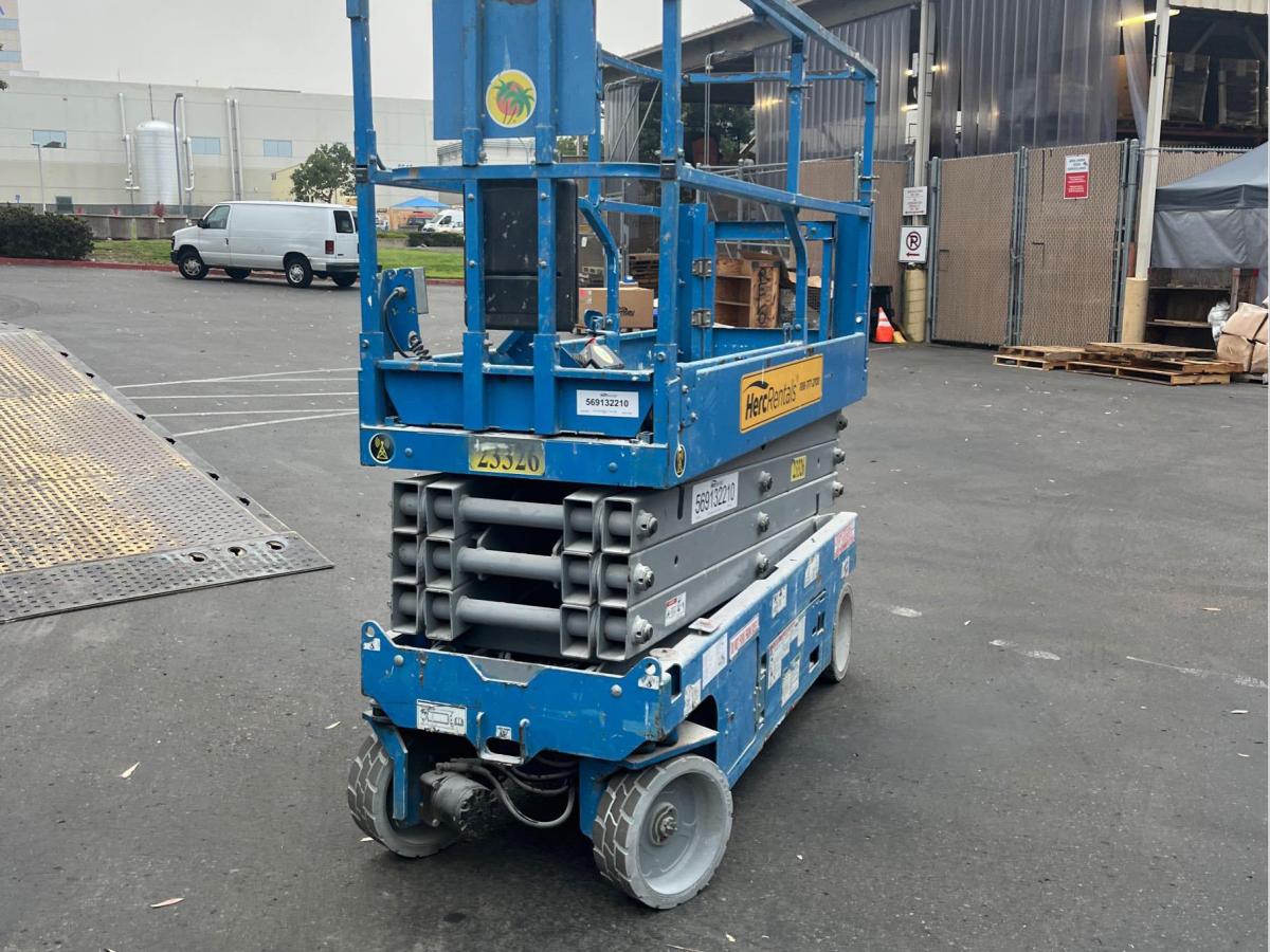 2018 Genie GS-2632