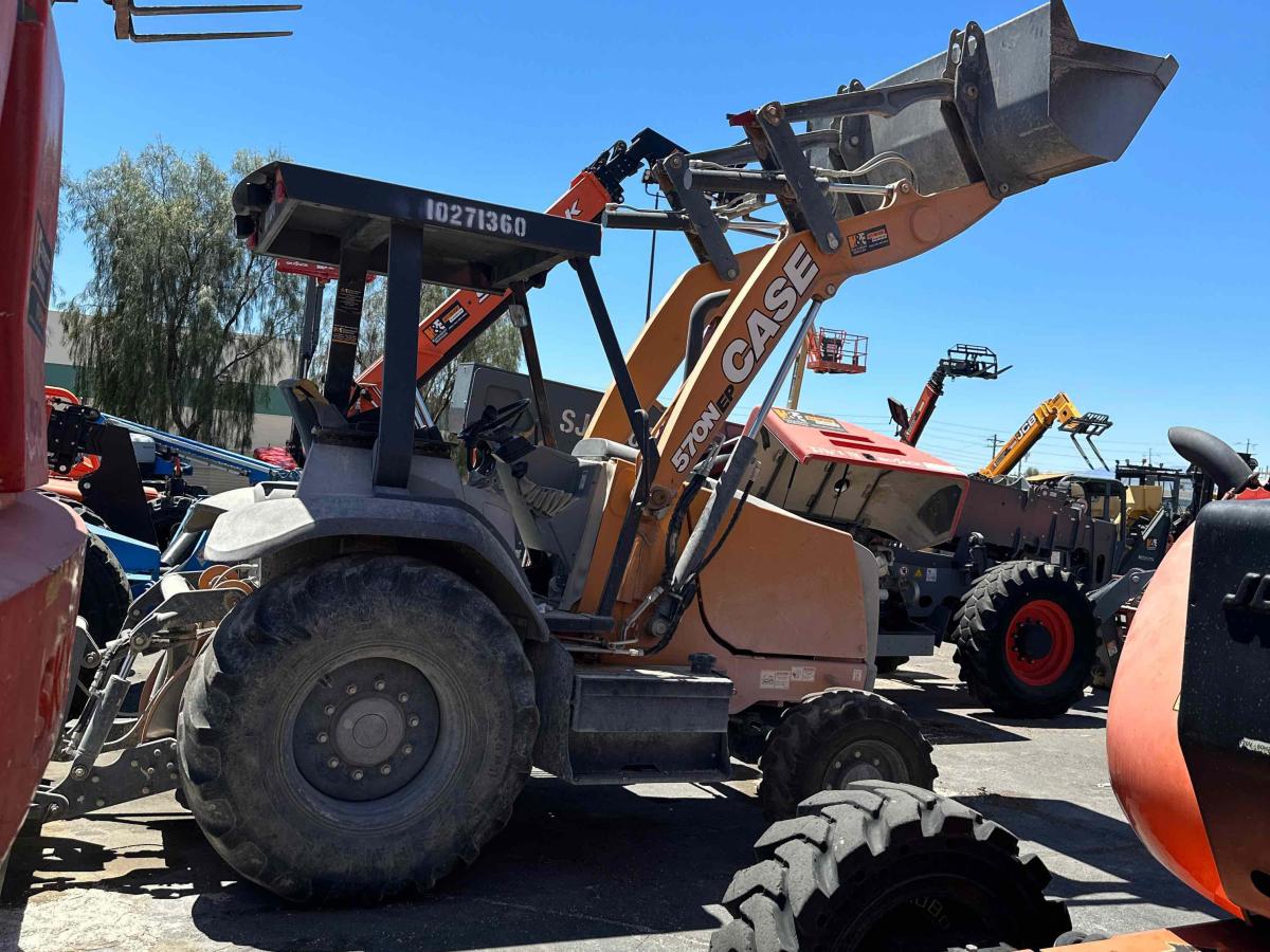 2019 Case 570N EP