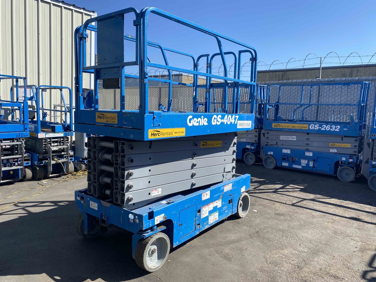 2018 Genie GS-4047-4