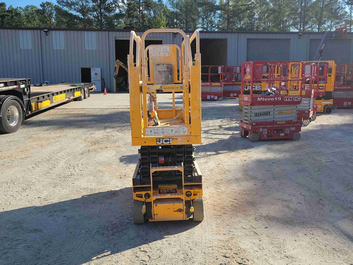 2022 JCB S1930E-3