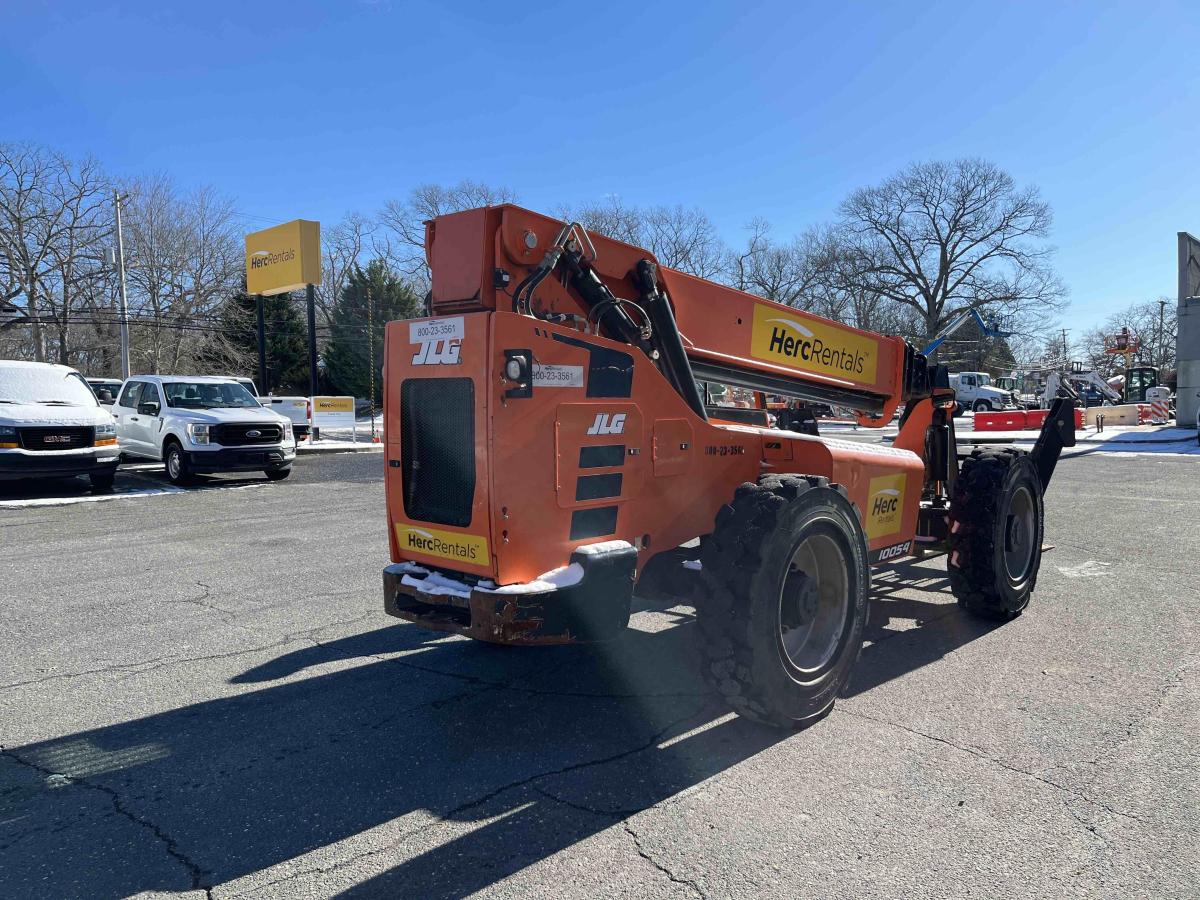 2018 SkyTrak 10054