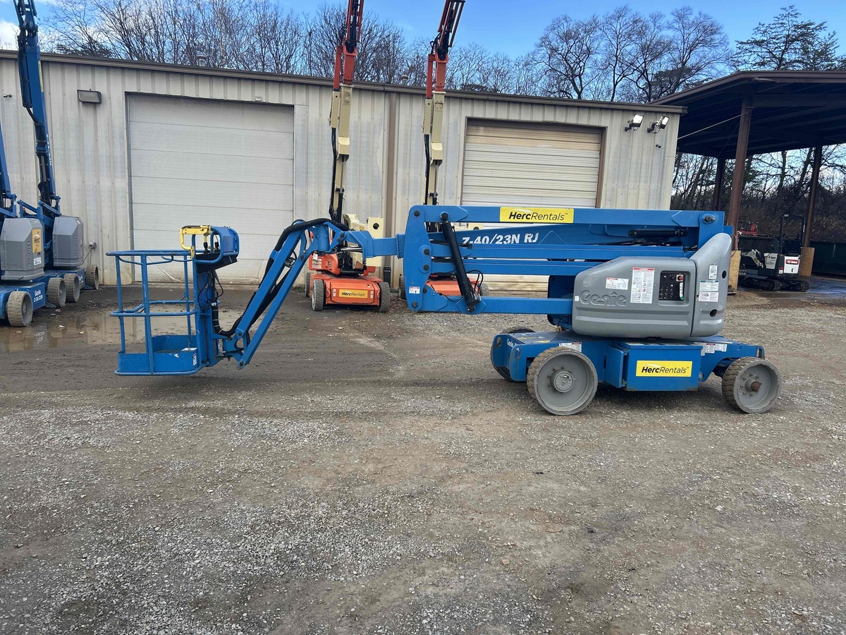 2017 Genie Z-40/23 N
