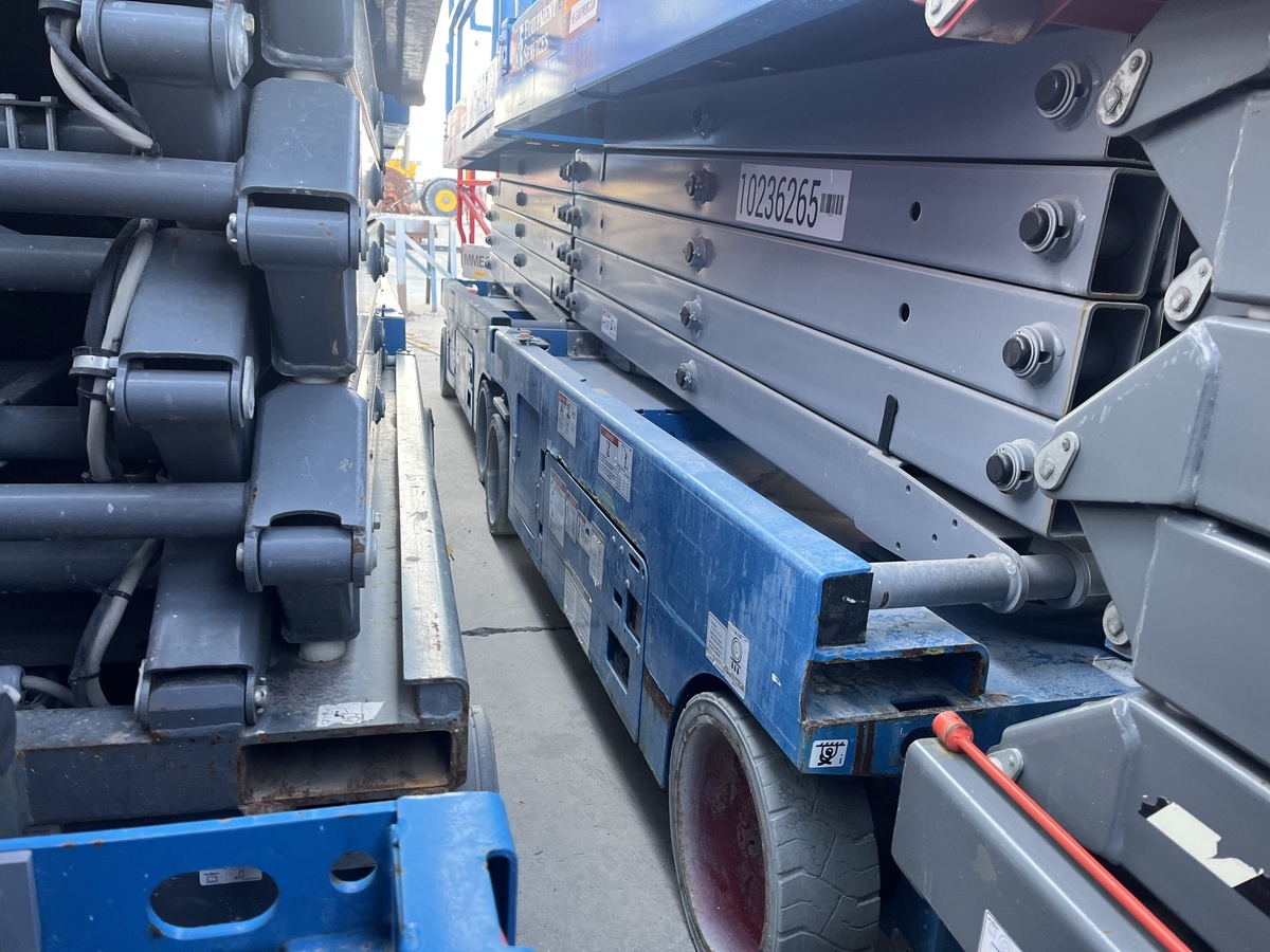 2018 Genie GS-3246-3