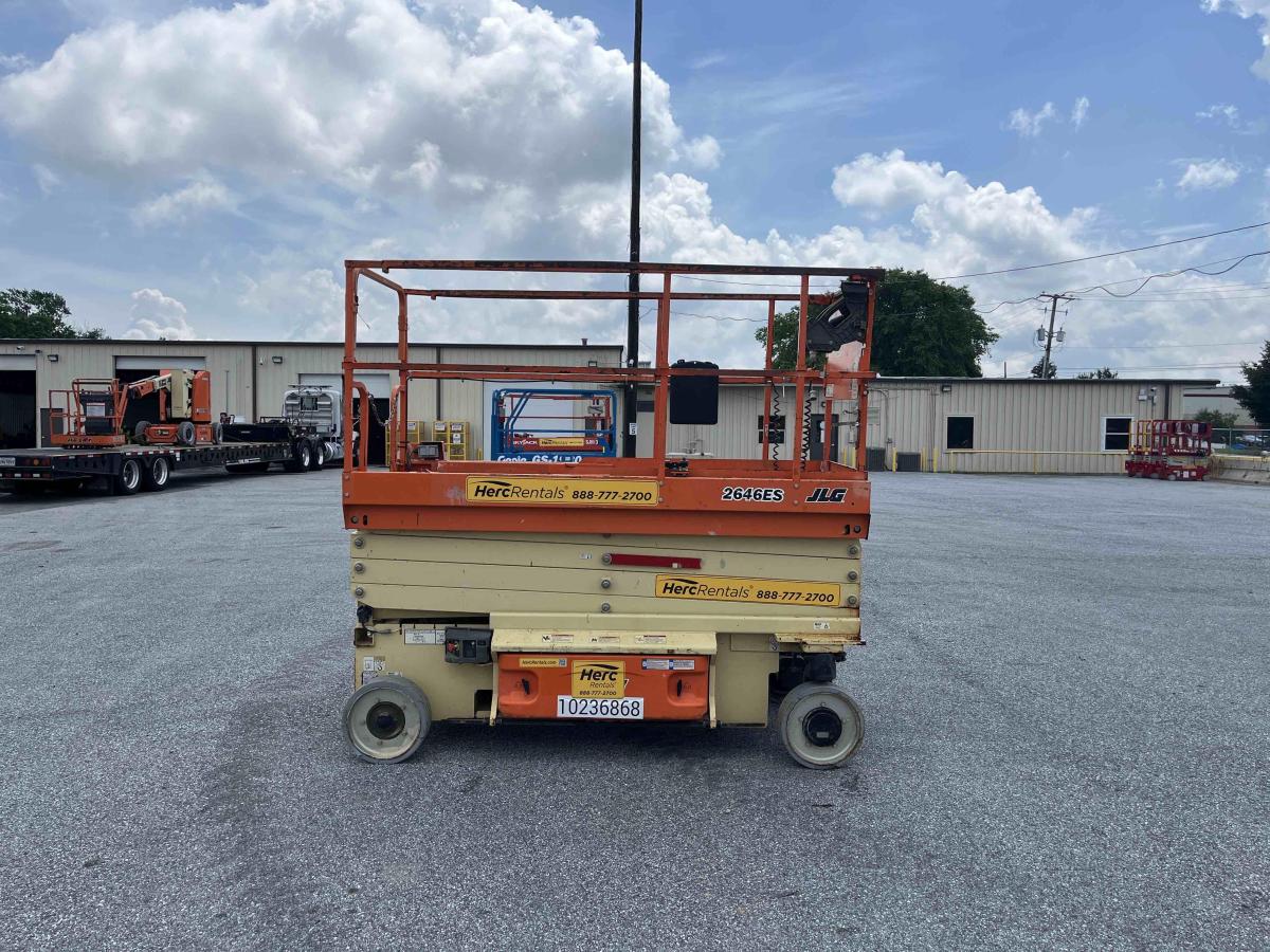 2018 JLG 2646ES-3