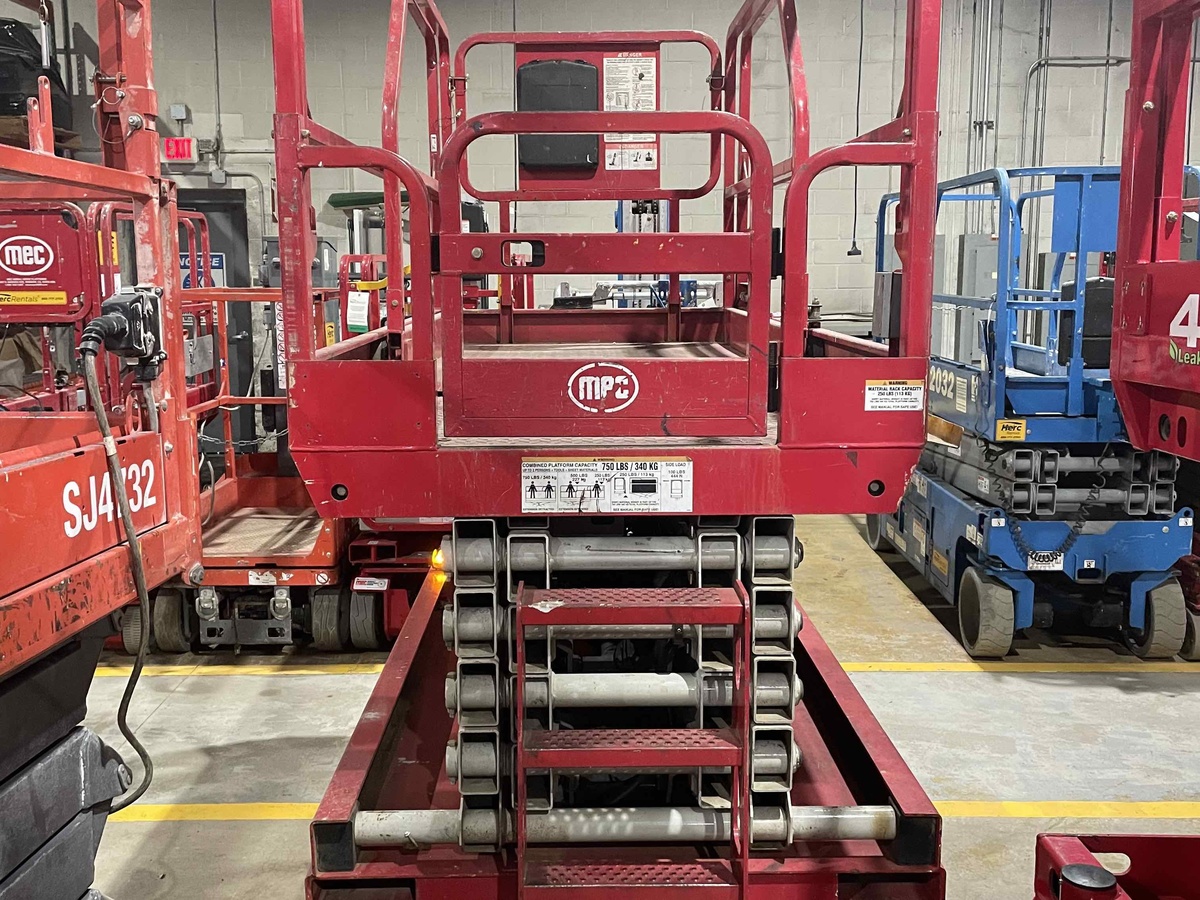 2017 MEC 3346SE-1