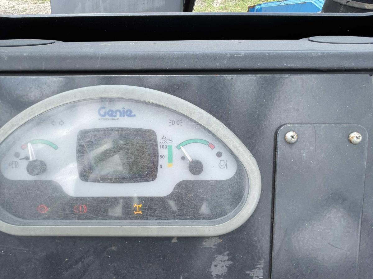 2018 Genie GTH 844