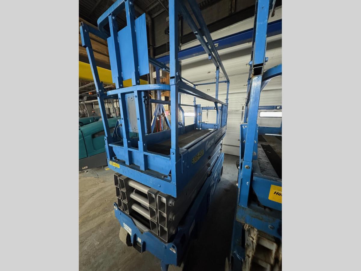 2017 Genie GS-2632