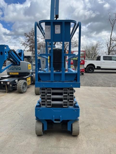 2018 Genie GS-1930