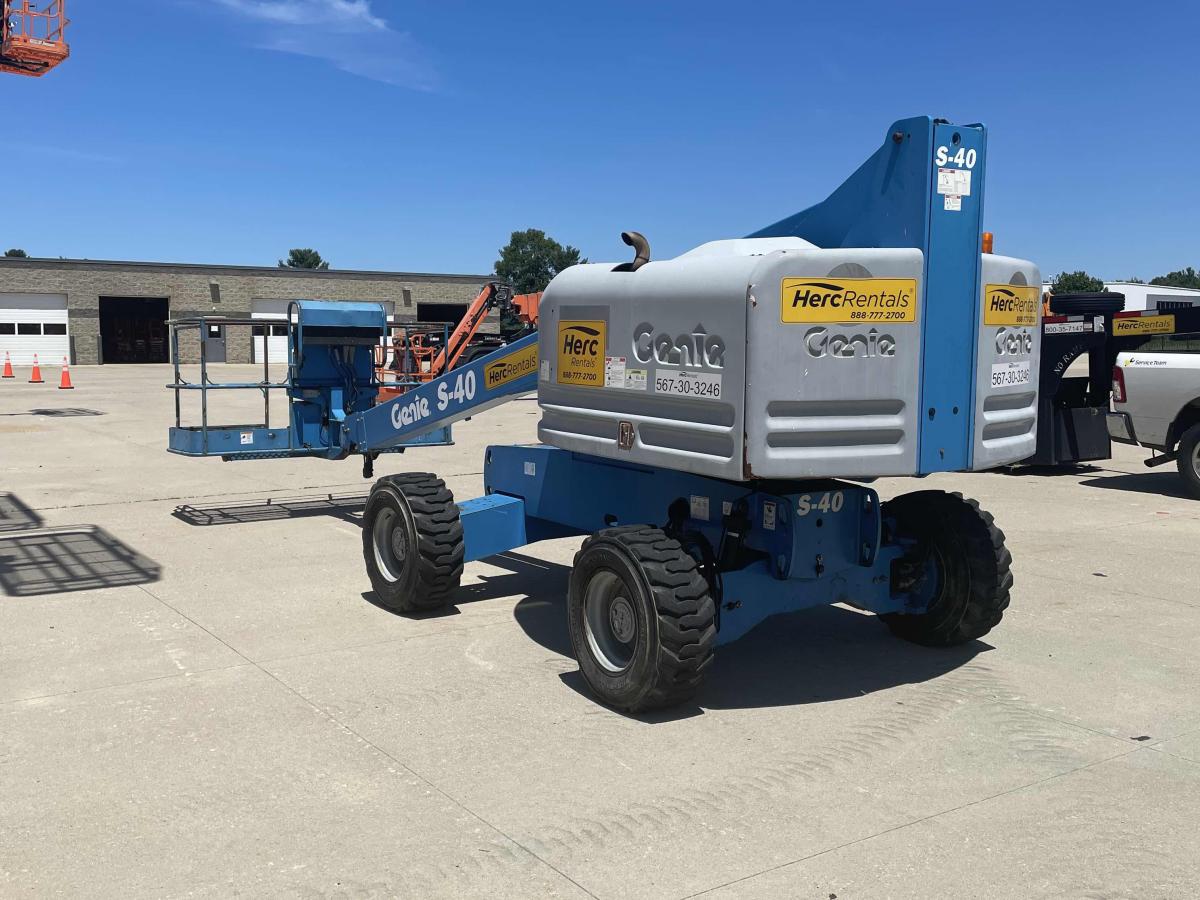 2015 Genie S-40