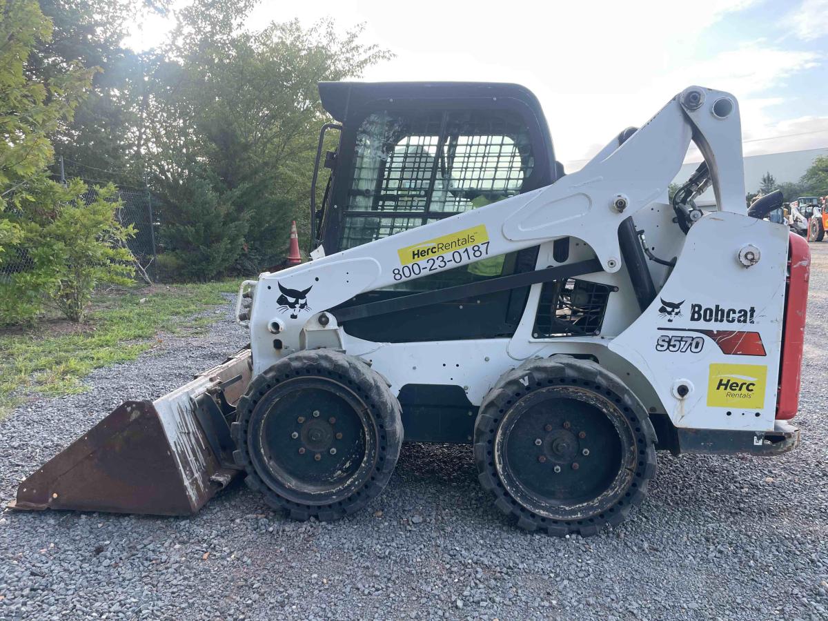 2018 Bobcat S570