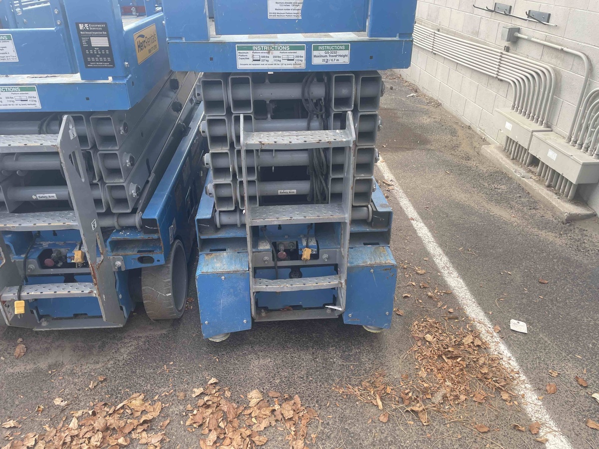 2017 Genie GS-3232-3