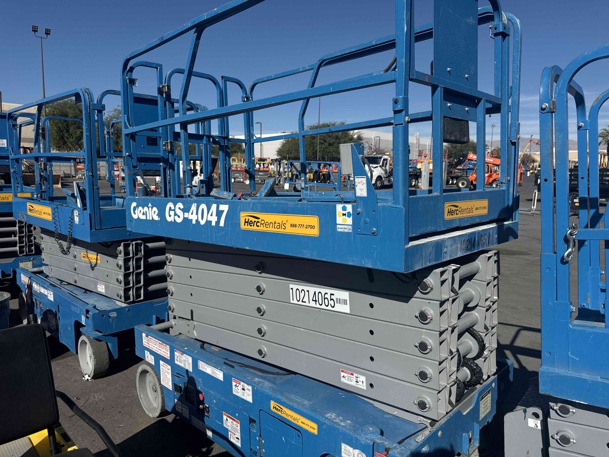 2017 Genie GS-4047-2