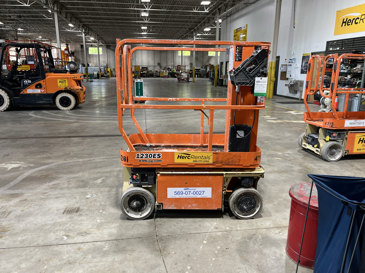 2014 JLG 1230ES-2