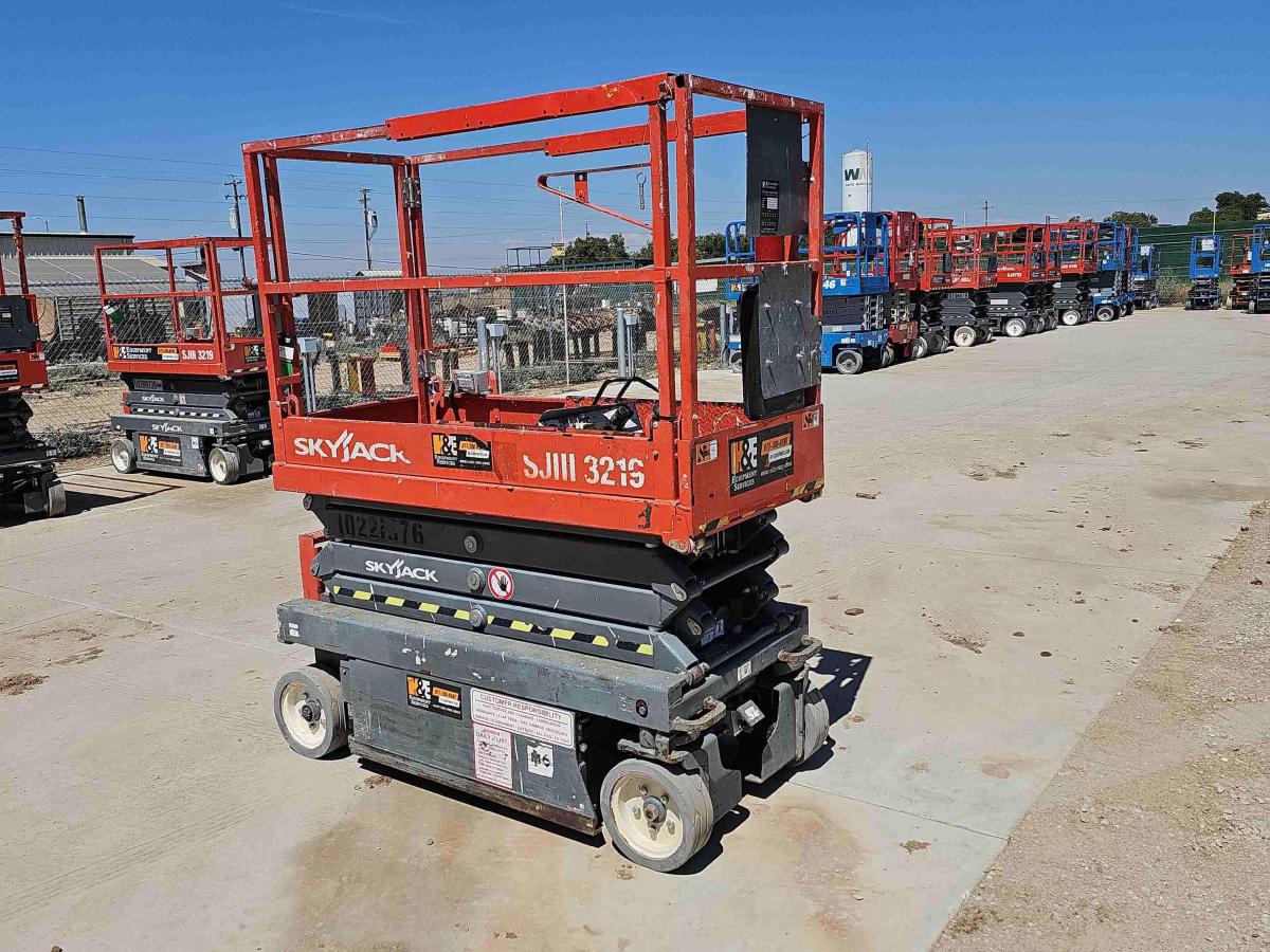 2017 Skyjack SJ3219