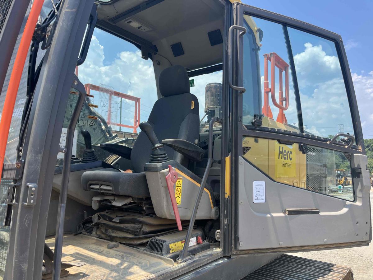 2019 Volvo EC220EL-5