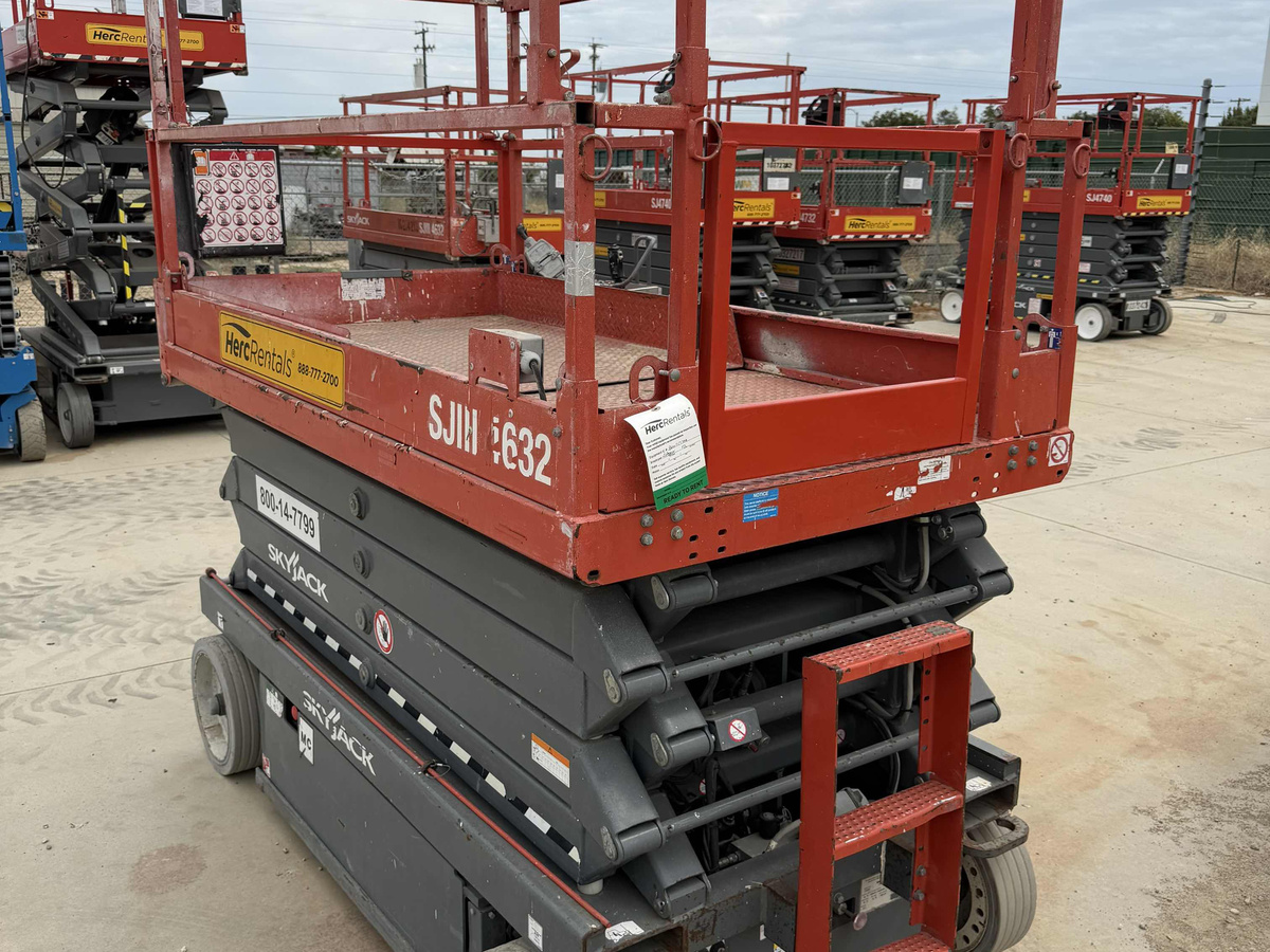 2017 Skyjack SJ4632-2