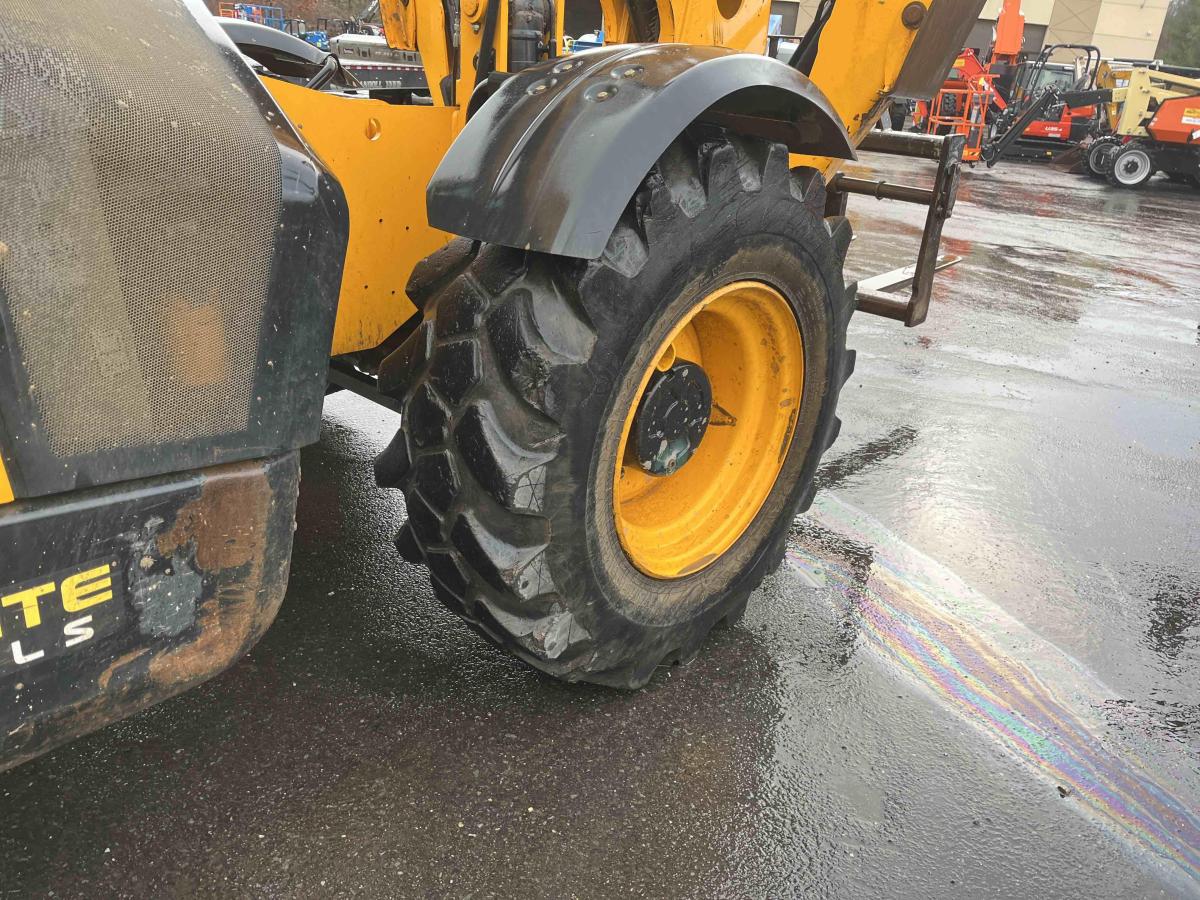 2018 JCB 510-56