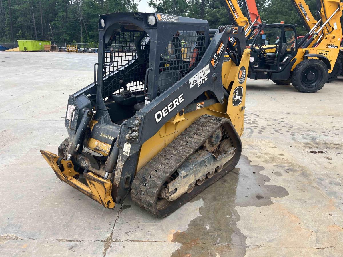 2021 John Deere 317G