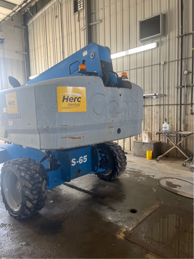 2014 Genie S-65-8