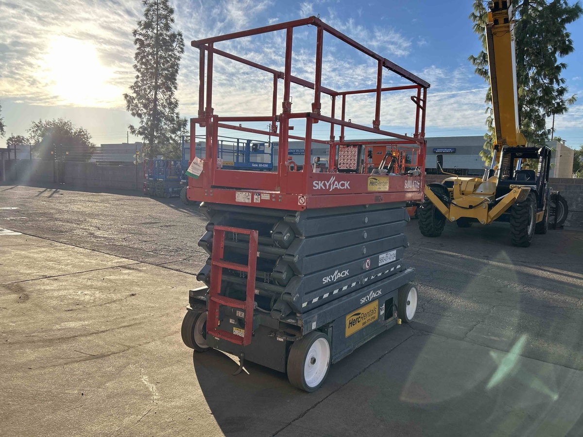 2019 Skyjack SJ4740-4