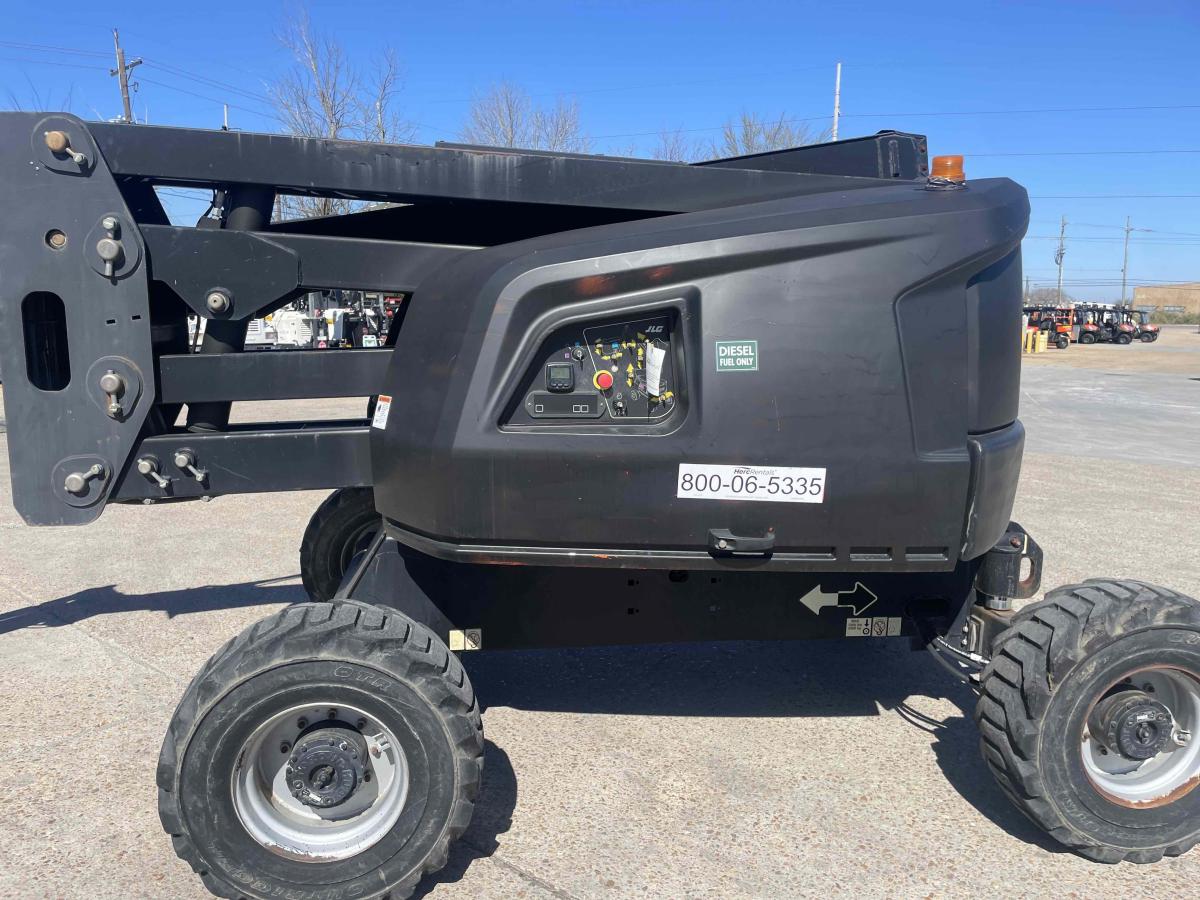 2015 JLG 450AJ