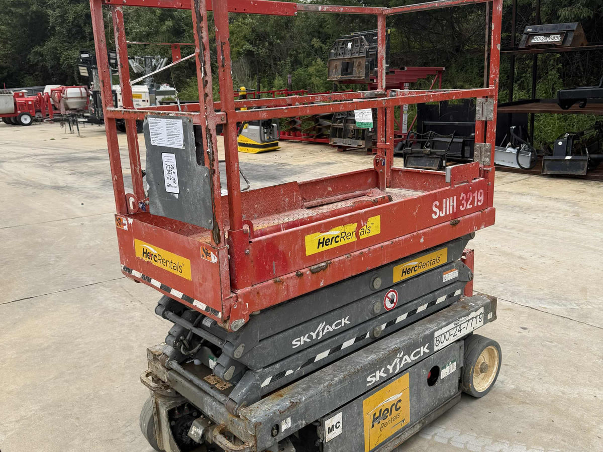 2019 Skyjack SJ3219