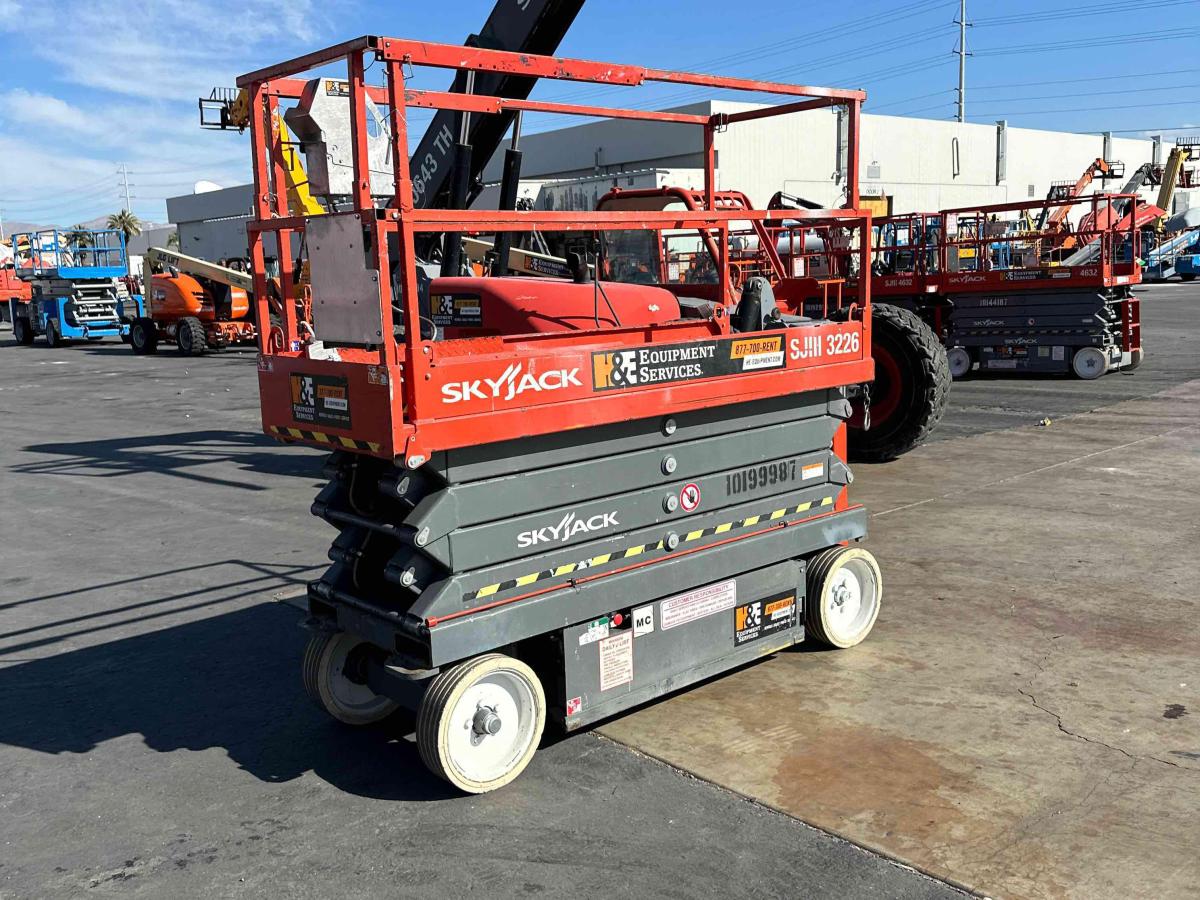 2016 Skyjack SJ3226