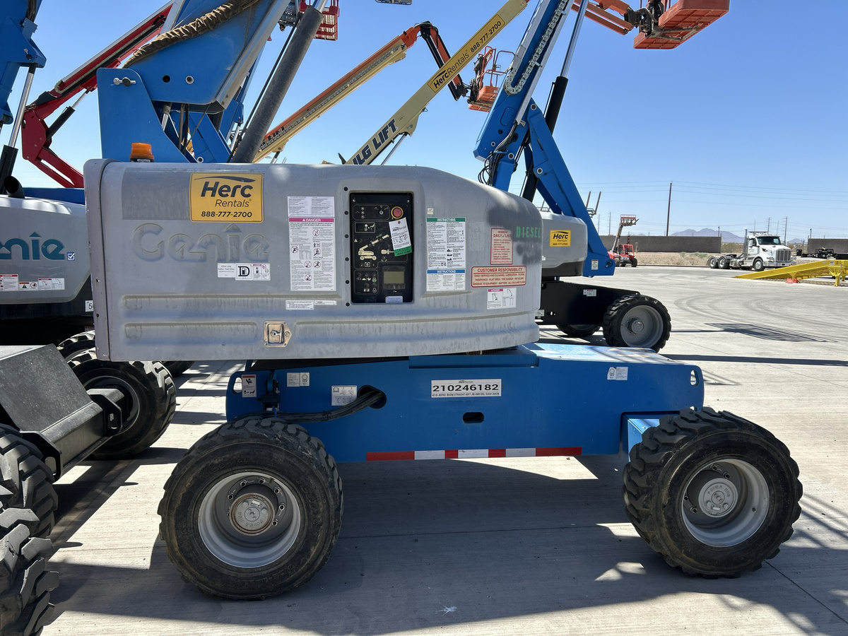 2018 Genie S-45