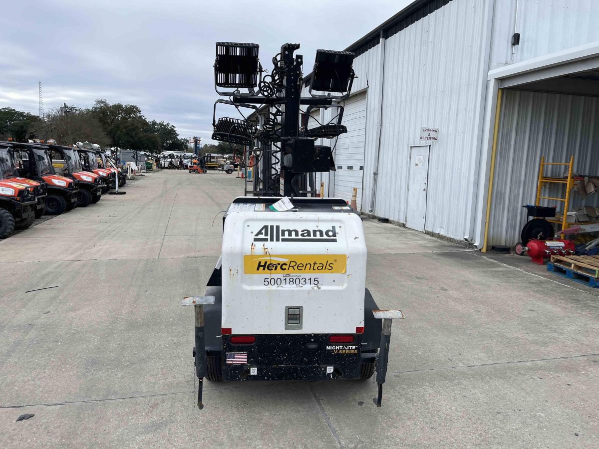 2020 Allmand Night-Lite V